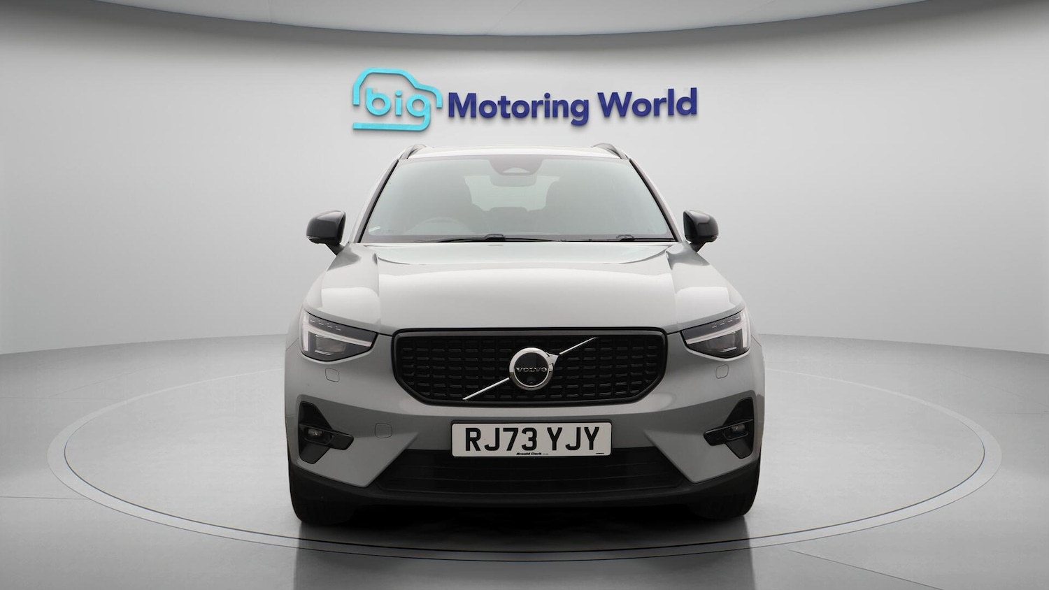 Used Volvo XC40 2023 for sale - 75990881: Photo 3