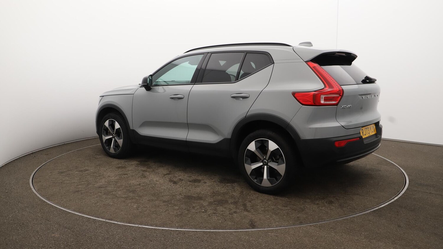 Used Volvo XC40 2023 for sale - 75990881: Photo 38