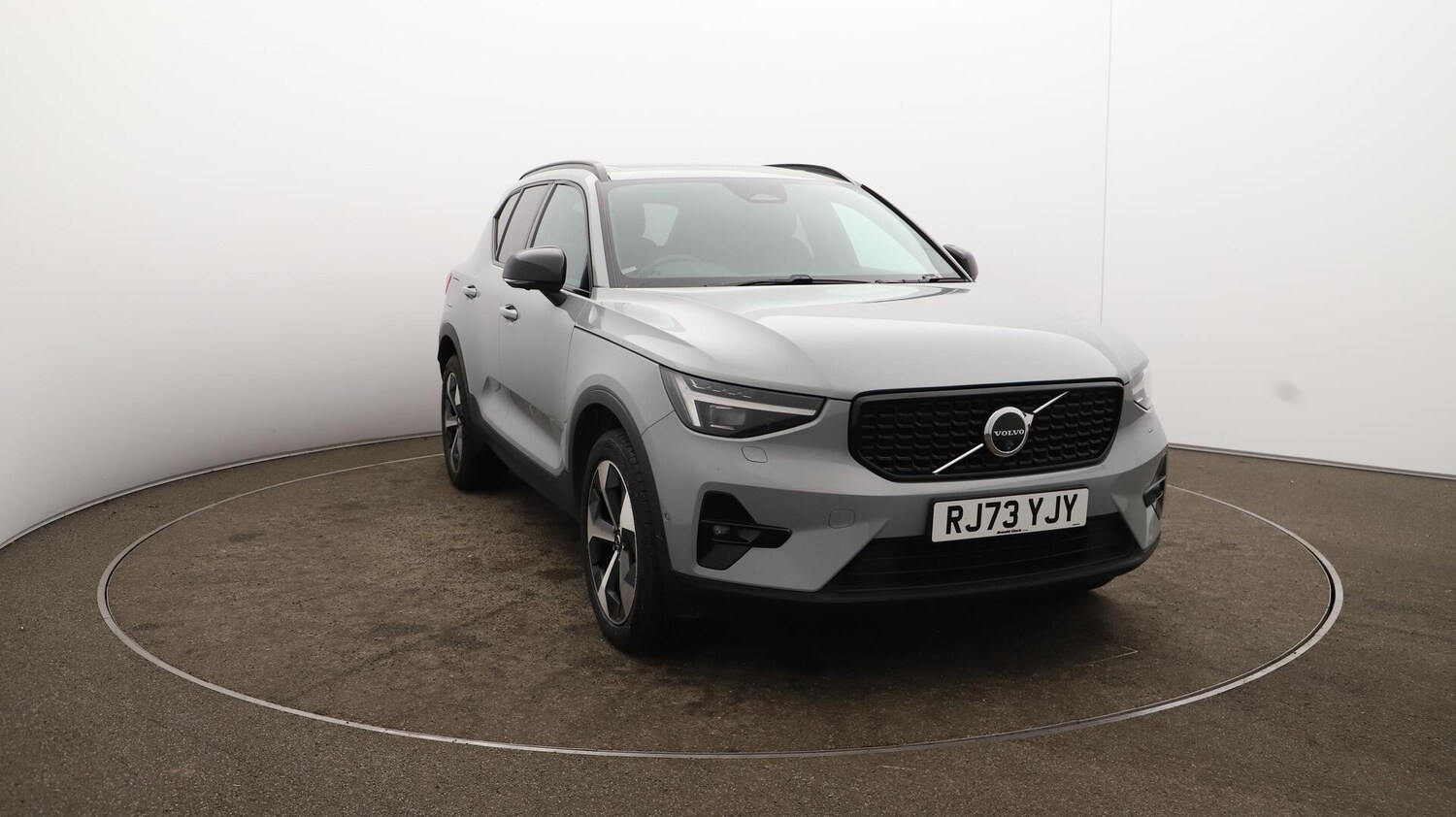 Used Volvo XC40 2023 for sale - 75990881: Photo 45