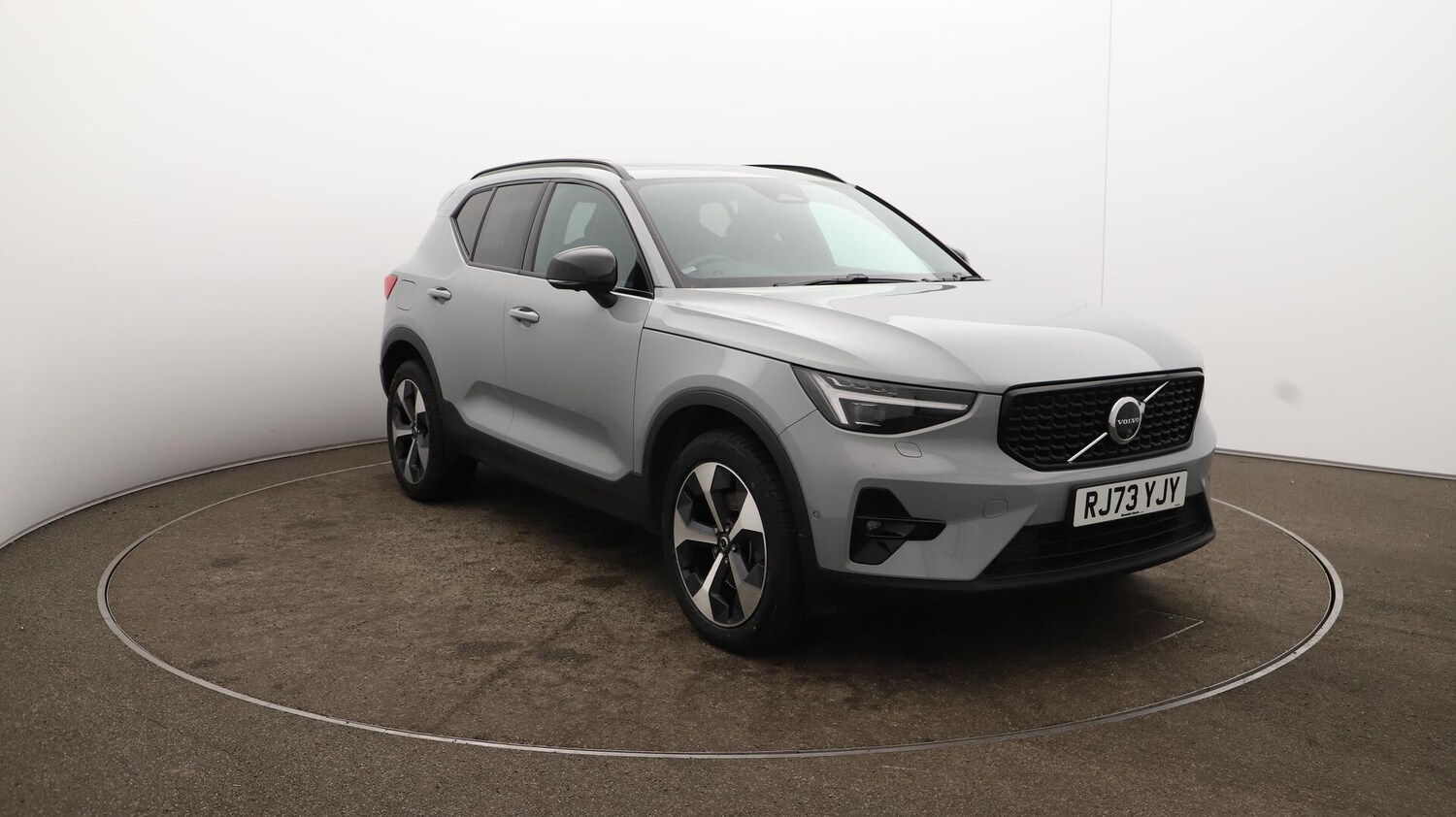Used Volvo XC40 2023 for sale - 75990881: Photo 46