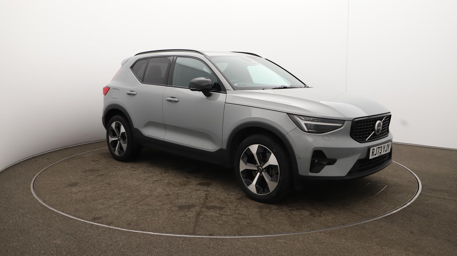 Used Volvo XC40 2023 for sale - 75990881: Photo 47