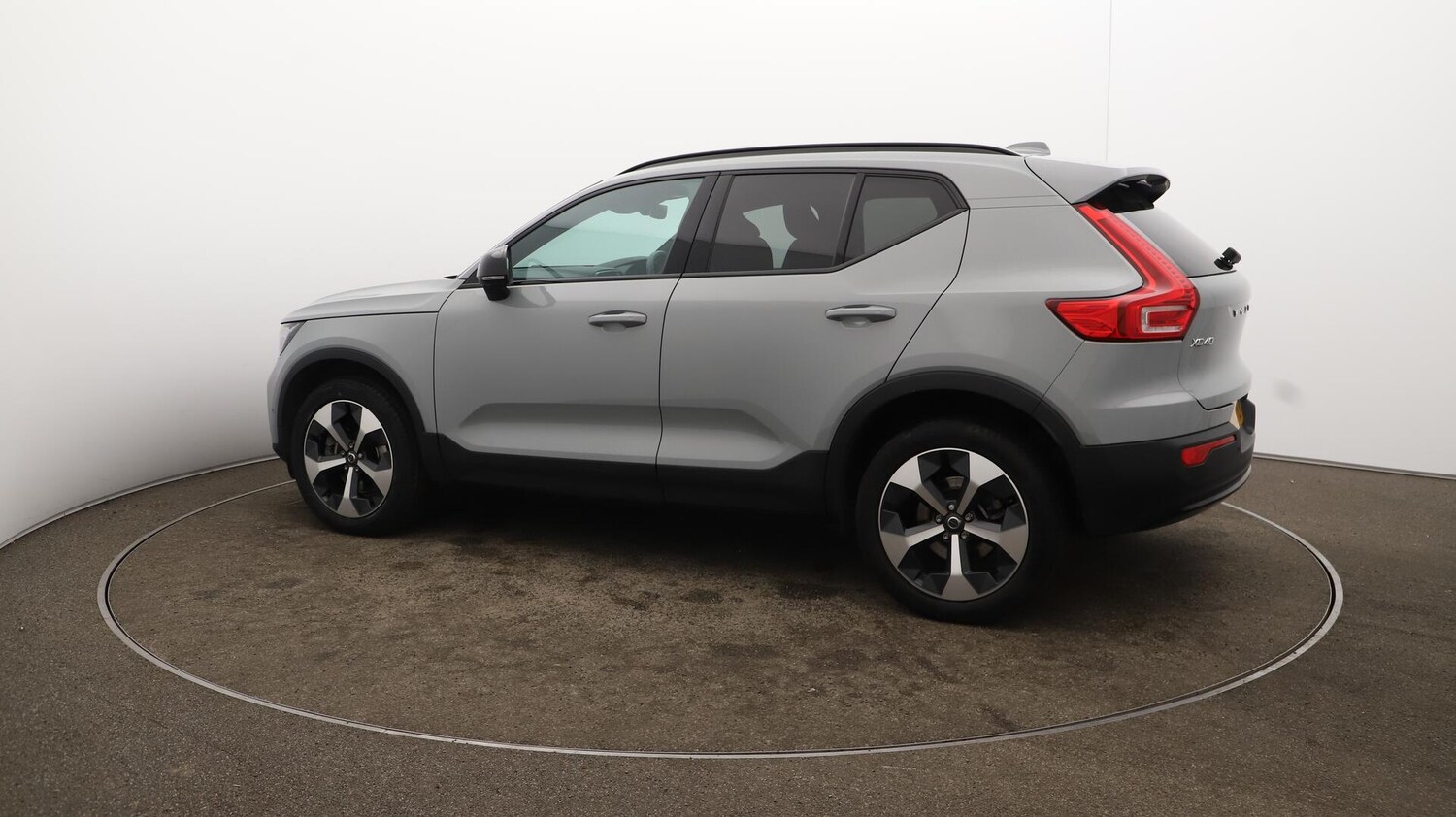 Used Volvo XC40 2023 for sale - 75990881: Photo 50