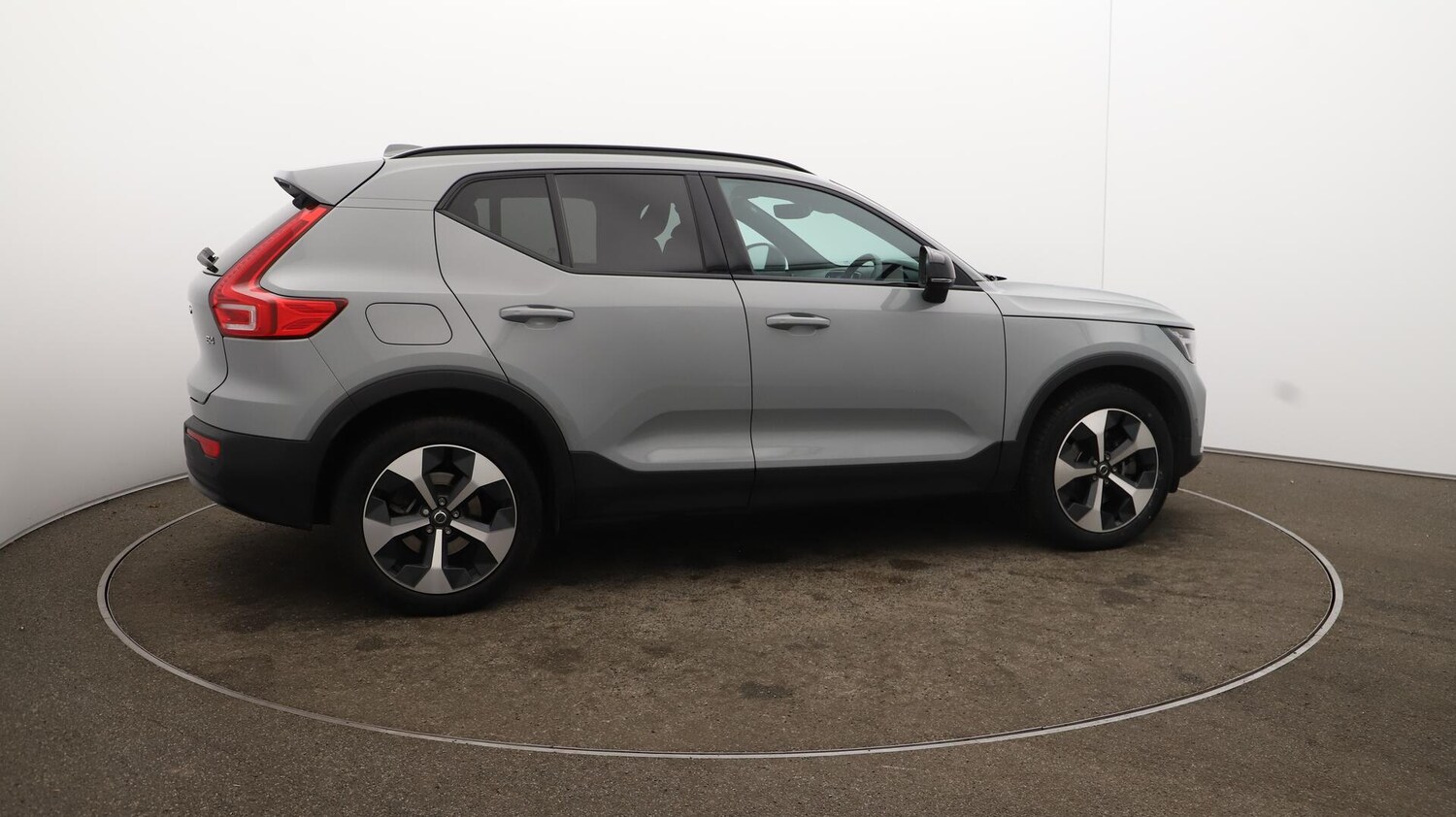 Used Volvo XC40 2023 for sale - 75990881: Photo 54