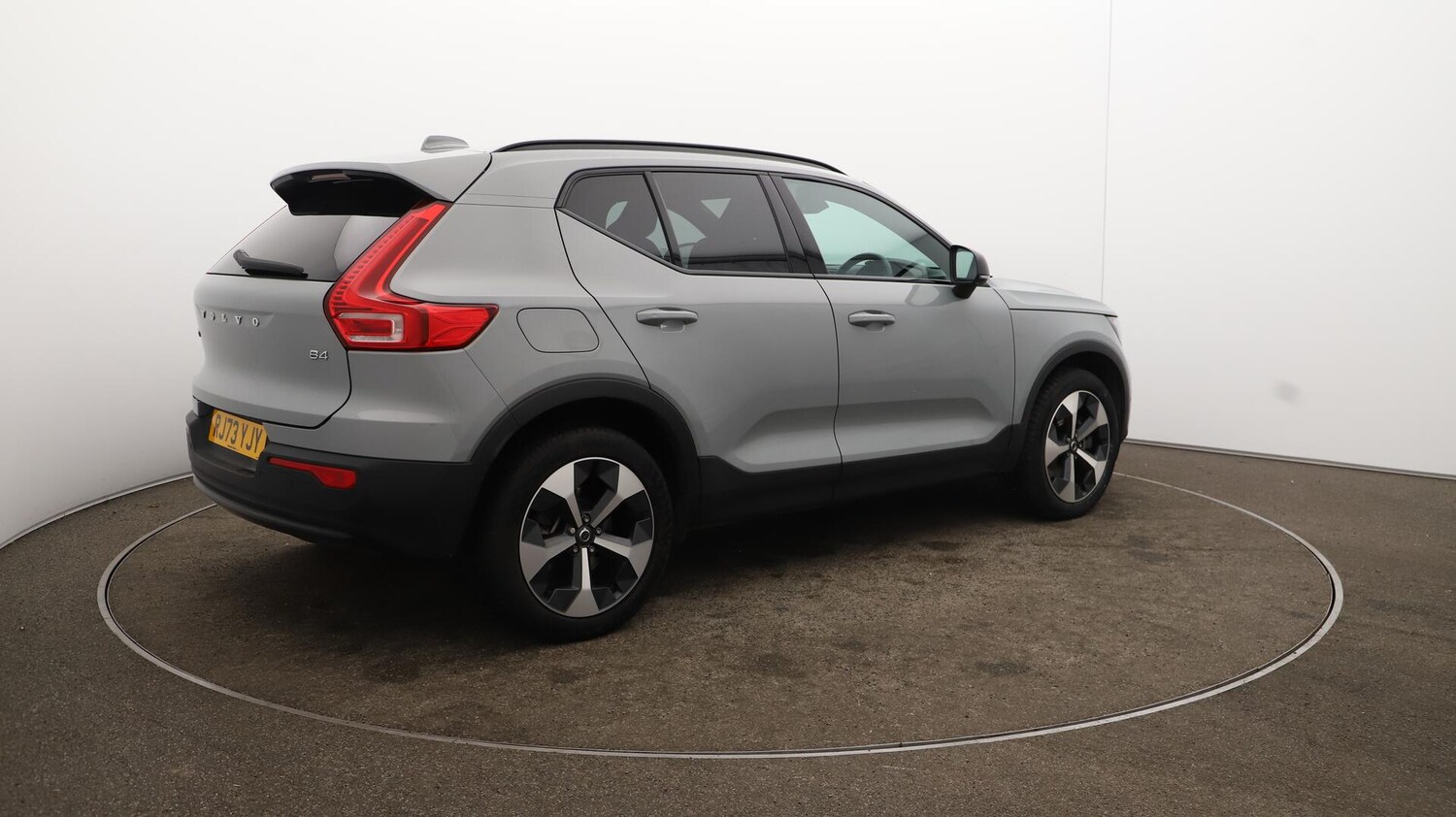Used Volvo XC40 2023 for sale - 75990881: Photo 56
