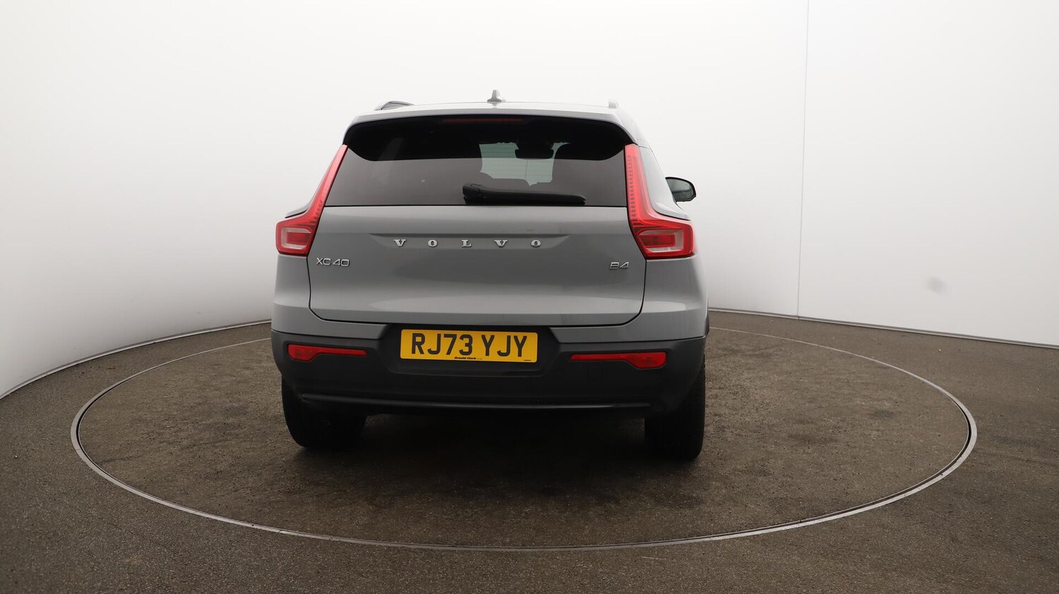 Used Volvo XC40 2023 for sale - 75990881: Photo 60