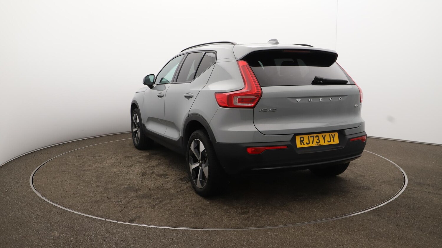 Used Volvo XC40 2023 for sale - 75990881: Photo 64