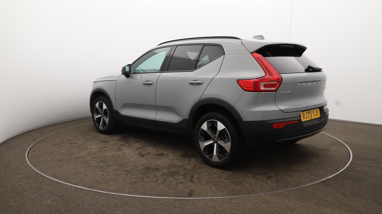 Used Volvo XC40 2023 for sale - 75990881: Photo 66