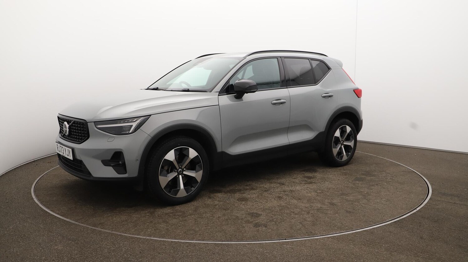 Used Volvo XC40 2023 for sale - 75990881: Photo 71