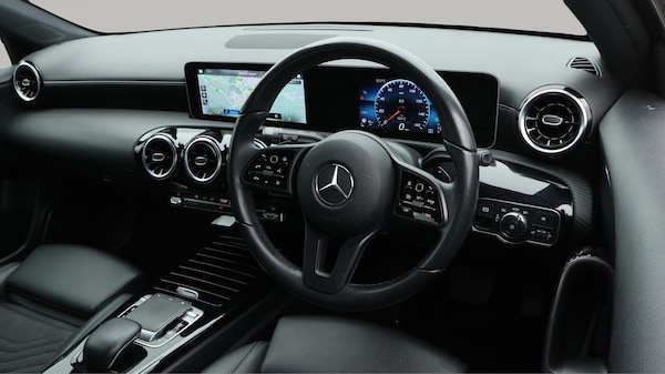 Used Mercedes-Benz A-Class 2019 for sale - 76227592: Photo 10
