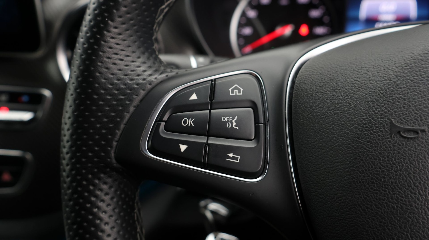 Used Mercedes-Benz V-Class for sale - 77186478: Photo 28