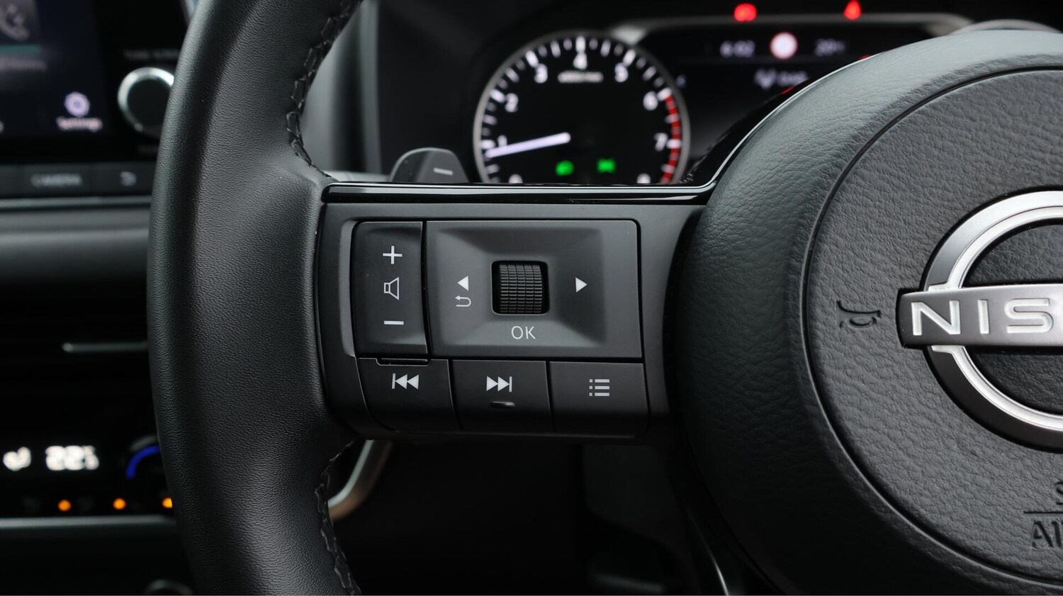 Used Nissan Qashqai 2023 for sale - 76158646: Photo 25