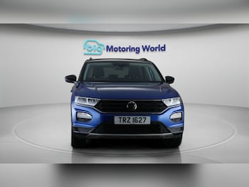 Used Volkswagen T-Roc 2021 for sale - 79043827: Photo