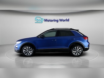 Used Volkswagen T-Roc 2021 for sale - 79043827: Photo