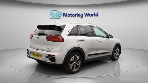 Used Kia Niro 2021 for sale - 76296121: Photo 8