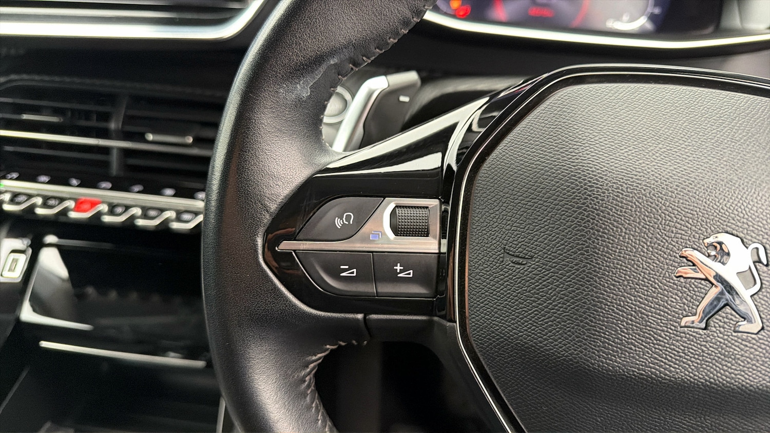 Used Peugeot 2008 2020 for sale - 78084640: Photo 23