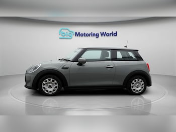 Used MINI Hatch 2022 for sale - 77622611: Photo