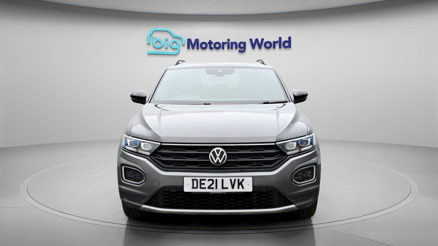 Used Volkswagen T-Roc 2021 for sale - 77989461: Photo 2