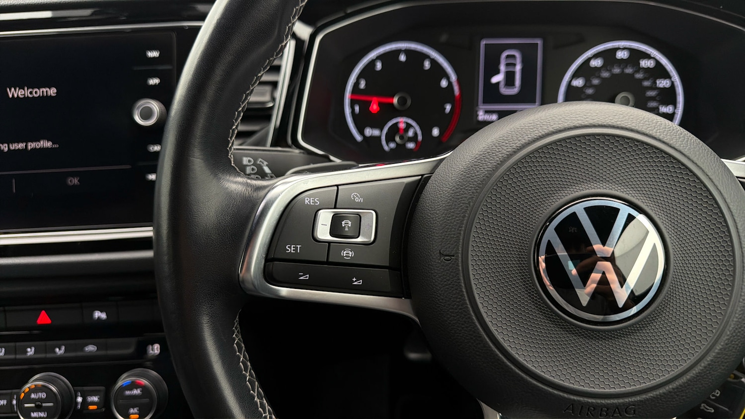 Used Volkswagen T-Roc 2021 for sale - 77989461: Photo 23