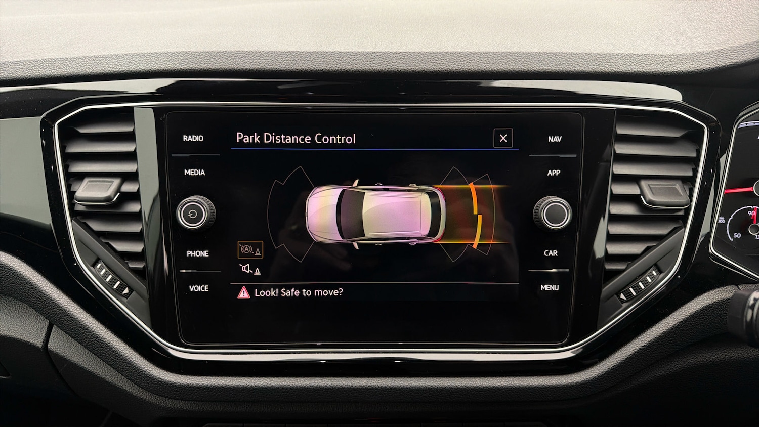 Used Volkswagen T-Roc 2021 for sale - 77989461: Photo 27