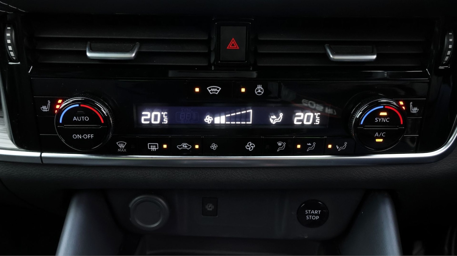 Used Nissan Qashqai 2023 for sale - 77240412: Photo 12