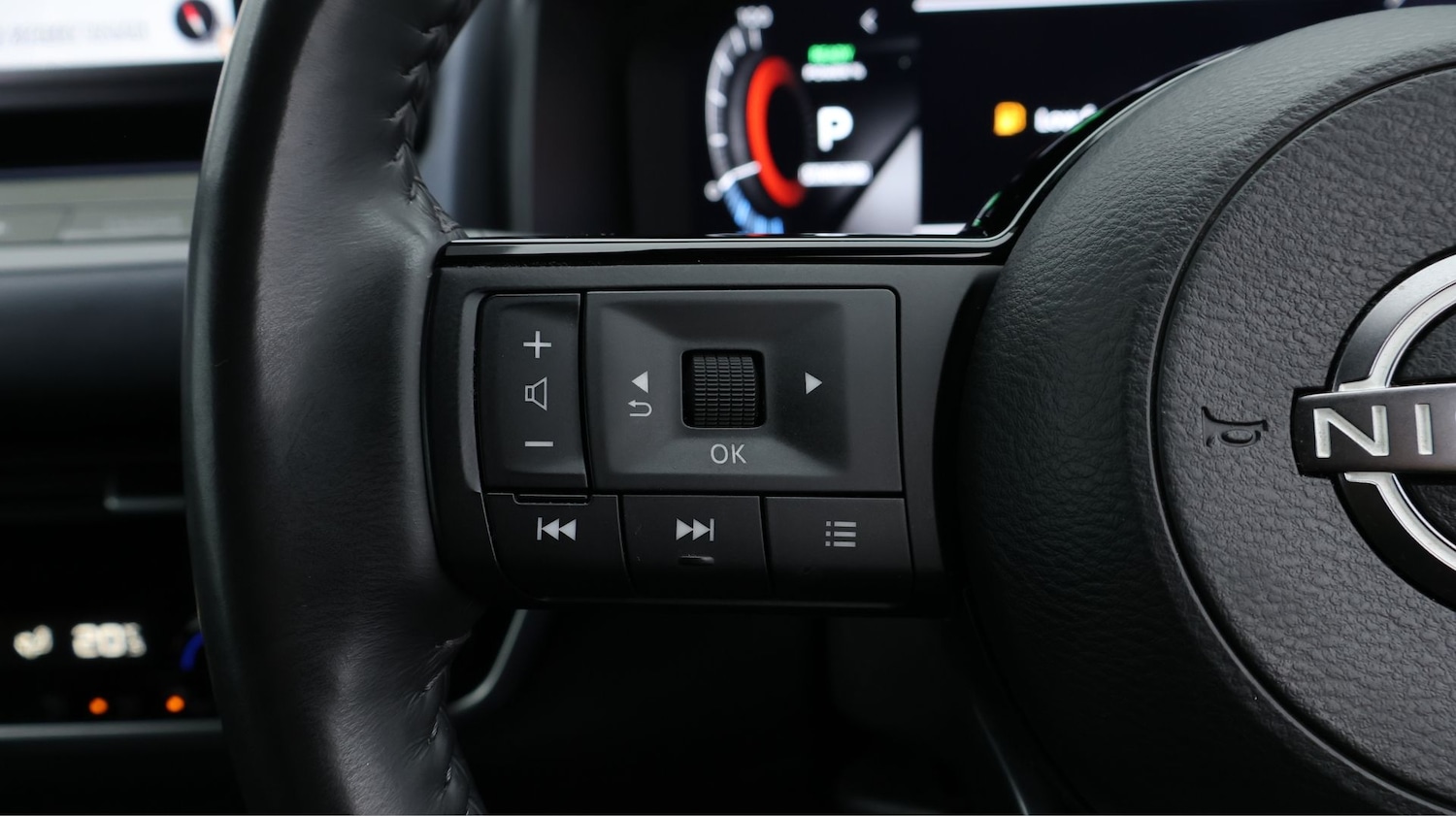 Used Nissan Qashqai 2023 for sale - 77240412: Photo 22