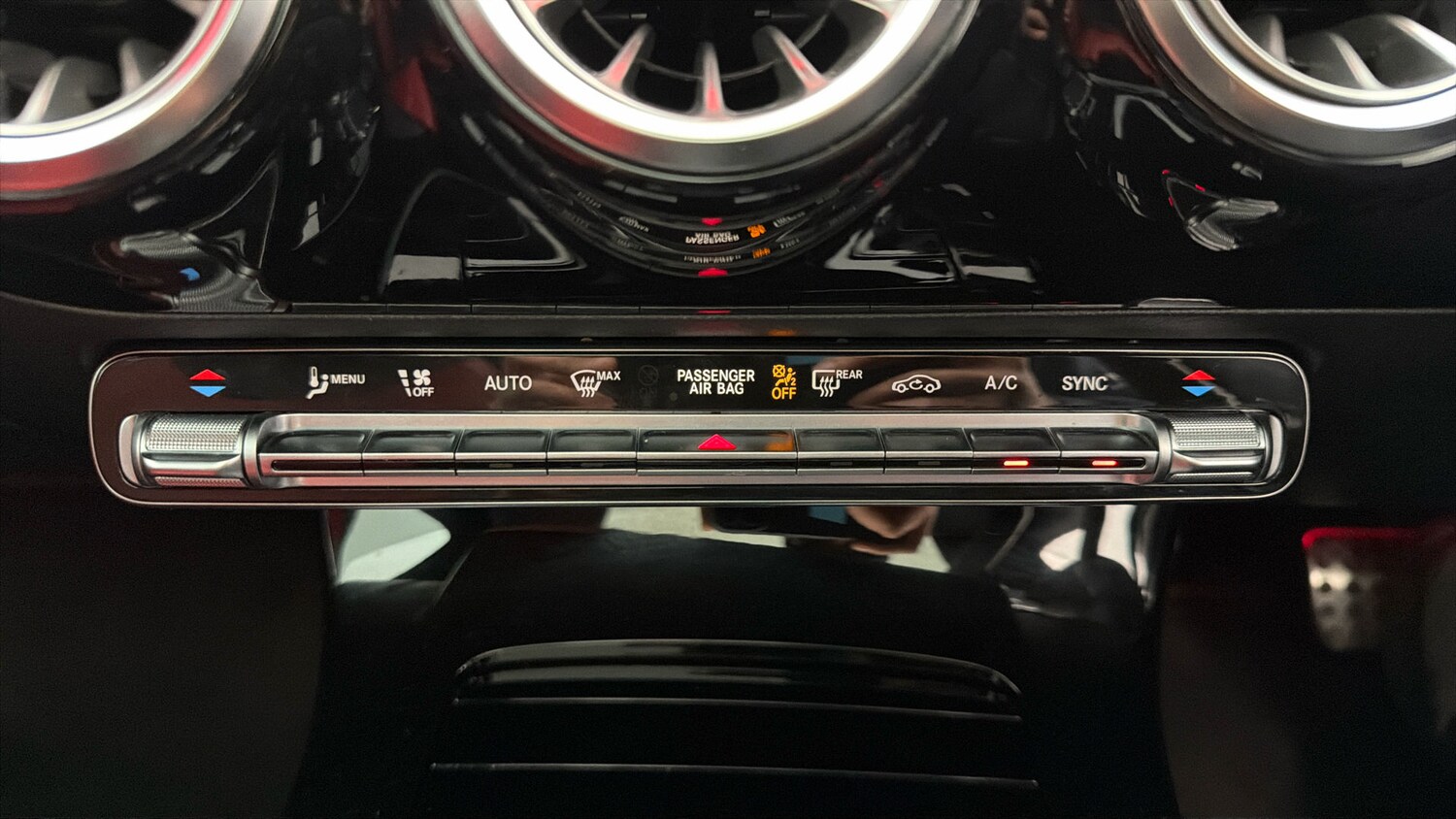 Used Mercedes-Benz CLA for sale - 77963008: Photo 11