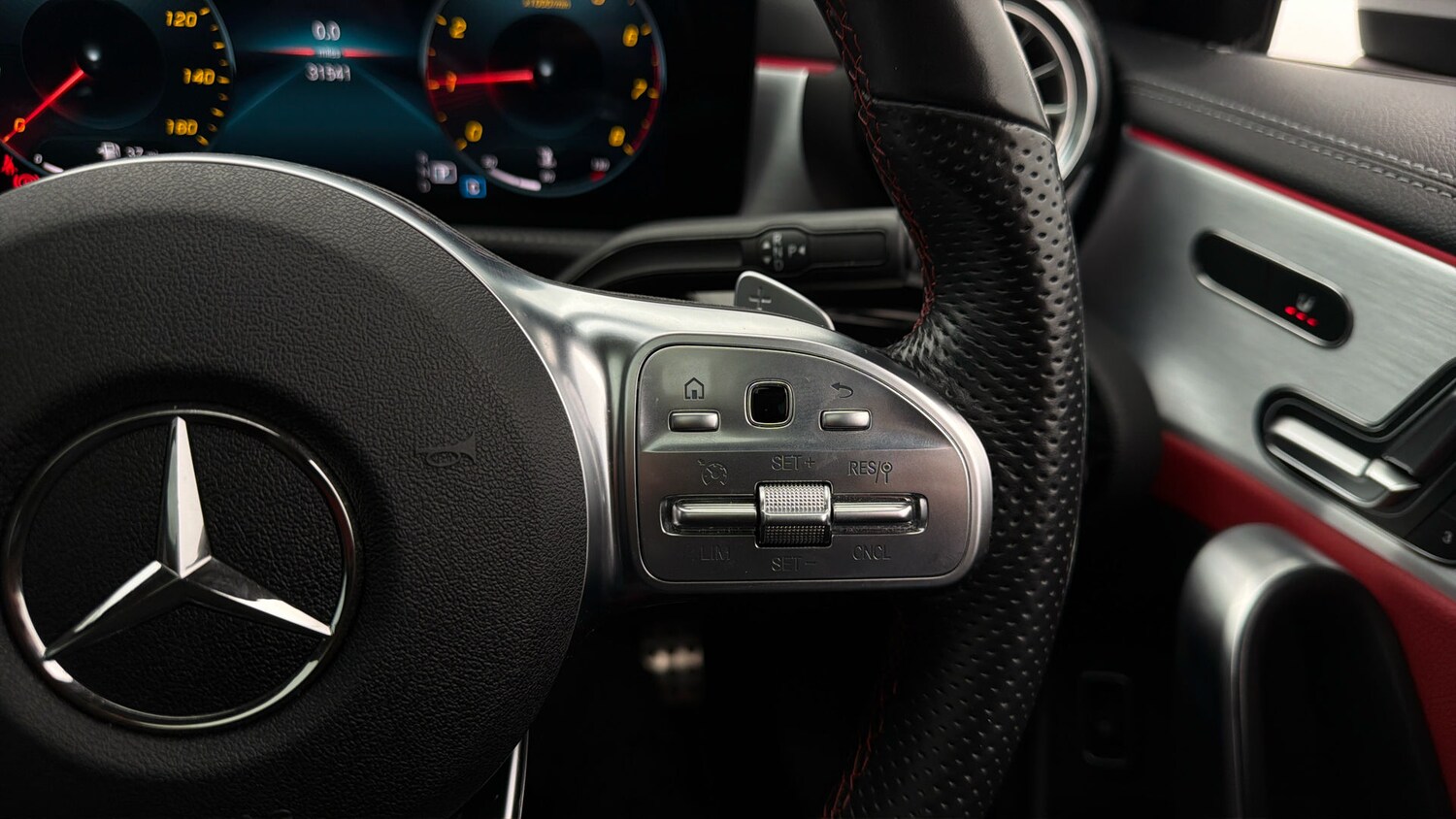 Used Mercedes-Benz CLA for sale - 77963008: Photo 23