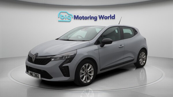 Used Renault Clio 2025 for sale - 75577254: Photo 4