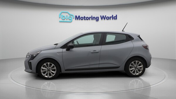 Used Renault Clio 2025 for sale - 75577254: Photo 5