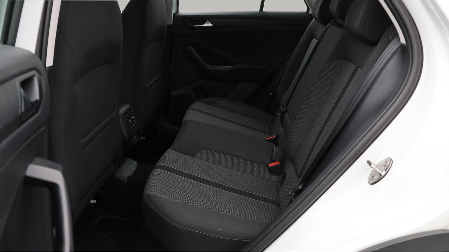 Used Volkswagen T-Roc for sale - 76728747: Photo 17