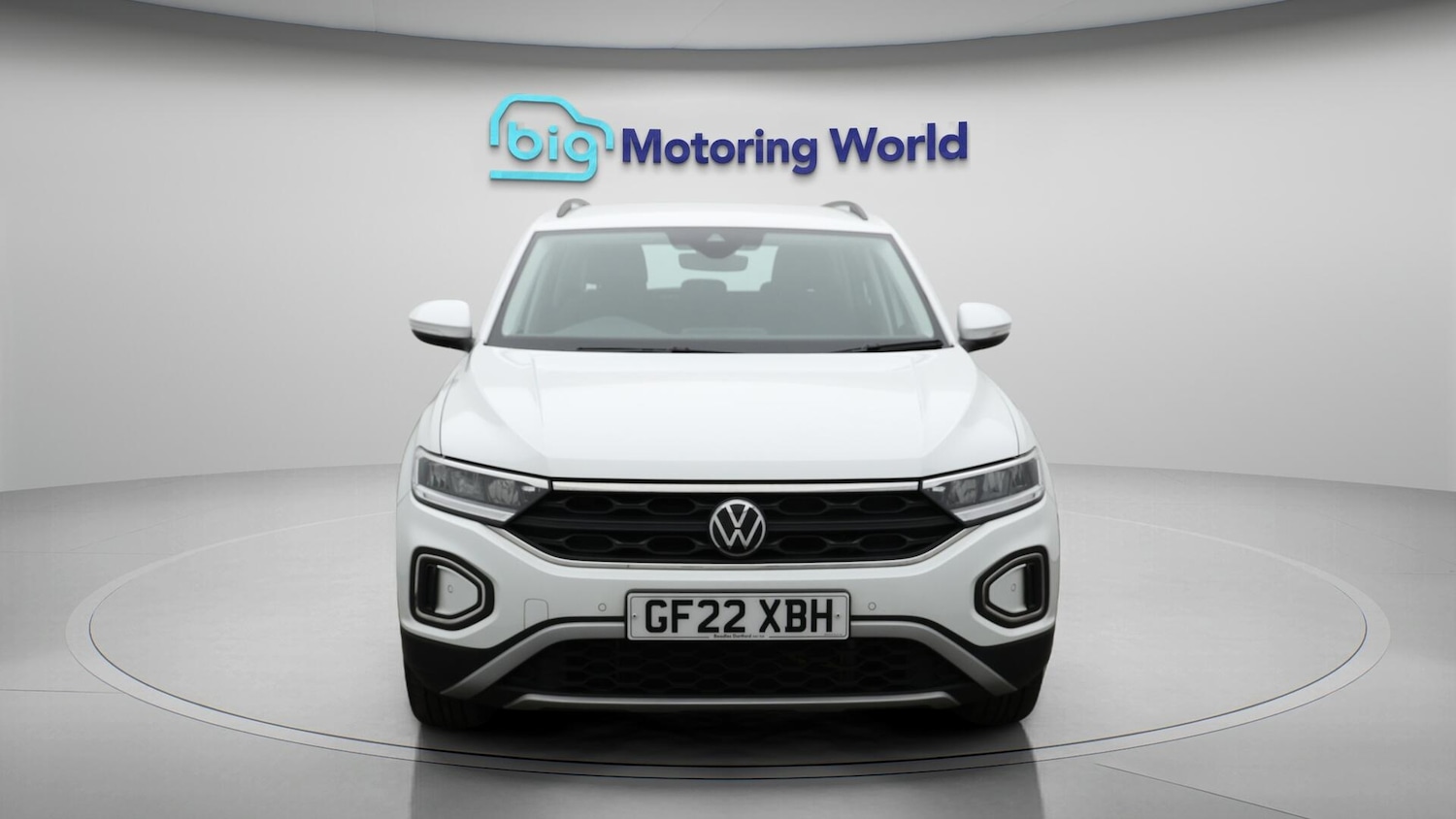 Used Volkswagen T-Roc for sale - 76728747: Photo 3