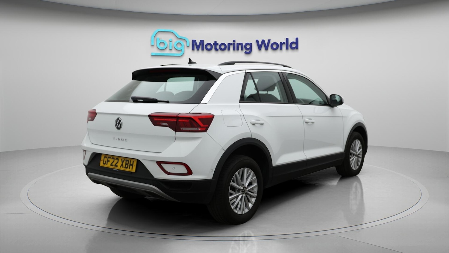 Used Volkswagen T-Roc for sale - 76728747: Photo 8
