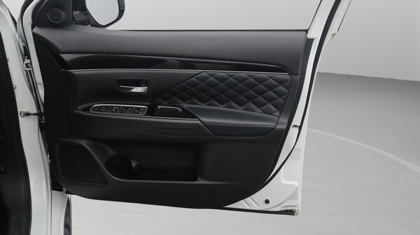 Used Mitsubishi Outlander 2020 for sale - 76307617: Photo 16
