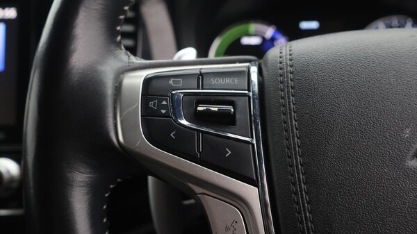 Used Mitsubishi Outlander 2020 for sale - 76307617: Photo 24