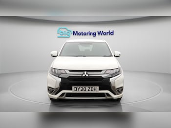 Used Mitsubishi Outlander 2020 for sale - 76307617: Photo 3