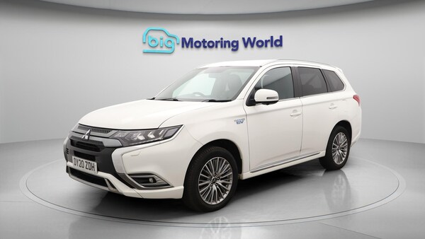Used Mitsubishi Outlander 2020 for sale - 76307617: Photo 4