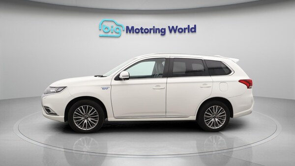 Used Mitsubishi Outlander 2020 for sale - 76307617: Photo 5