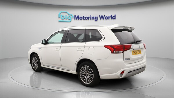 Used Mitsubishi Outlander 2020 for sale - 76307617: Photo 6