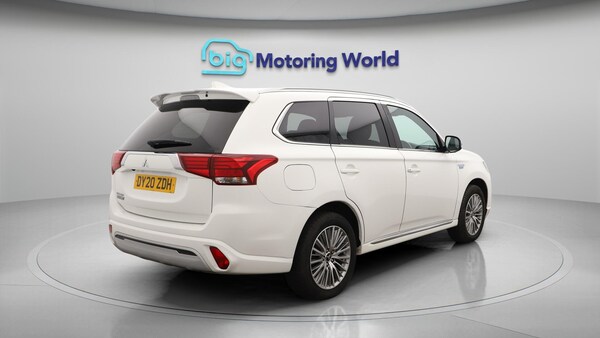 Used Mitsubishi Outlander 2020 for sale - 76307617: Photo 8