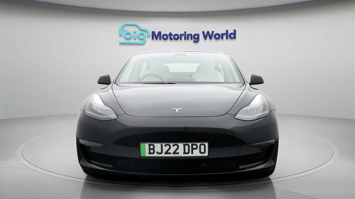 Used Tesla Model 3 for sale - 77813254: Photo 2