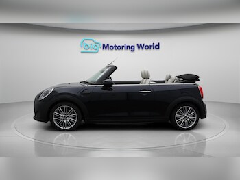 Used MINI Convertible 2021 for sale - 76485194: Photo