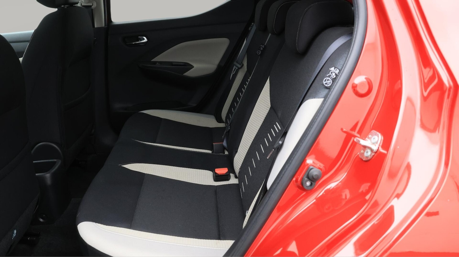 Used Nissan Micra 2019 for sale - 76440959: Photo 17