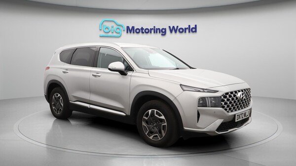 Used Hyundai Santa Fe 2022 for sale - 75729477: Photo 2