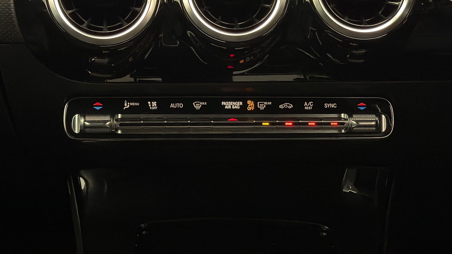 Used Mercedes-Benz A-Class 2020 for sale - 78031865: Photo 11