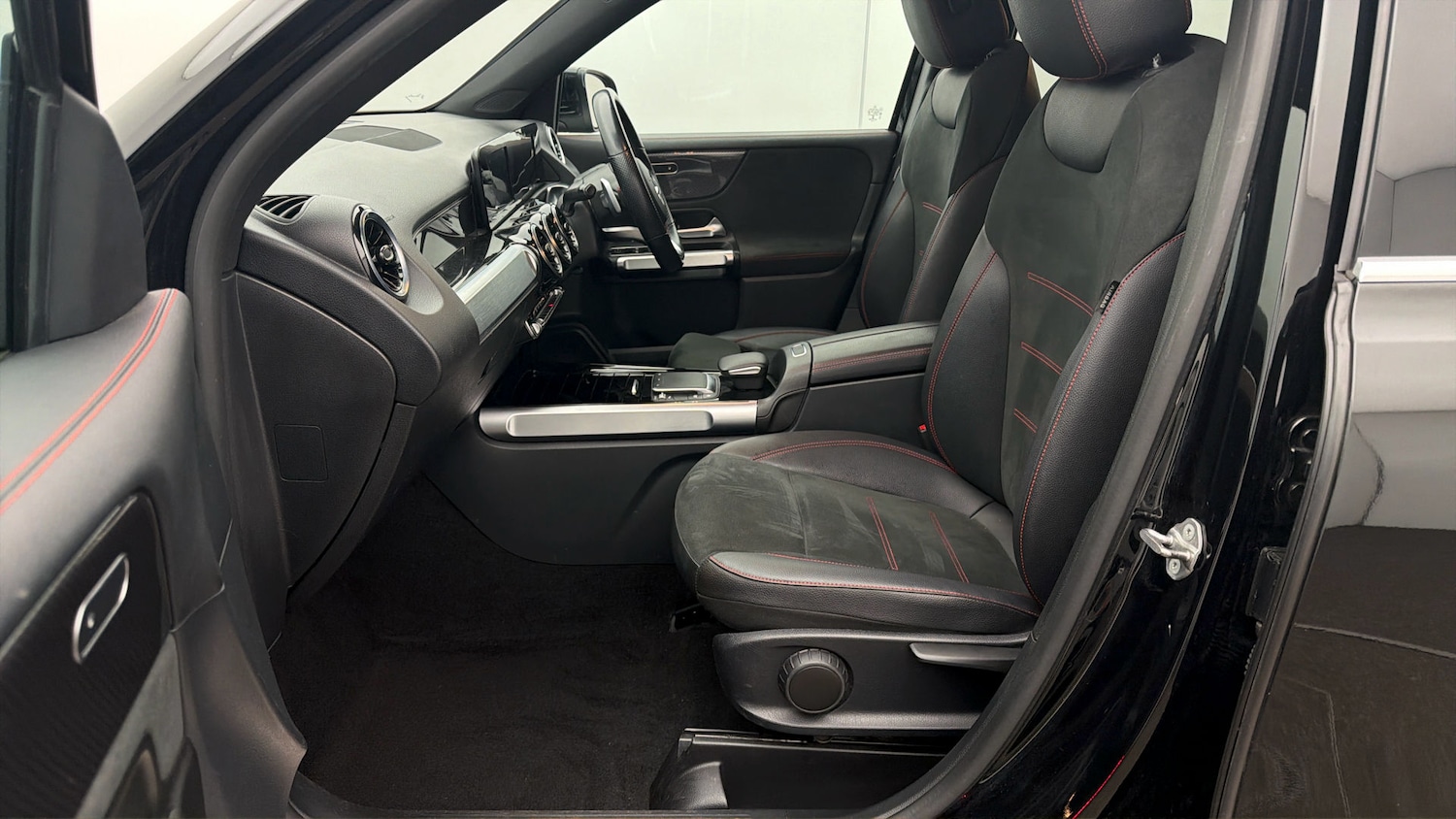 Used Mercedes-Benz GLB 2022 for sale - 77735558: Photo 13