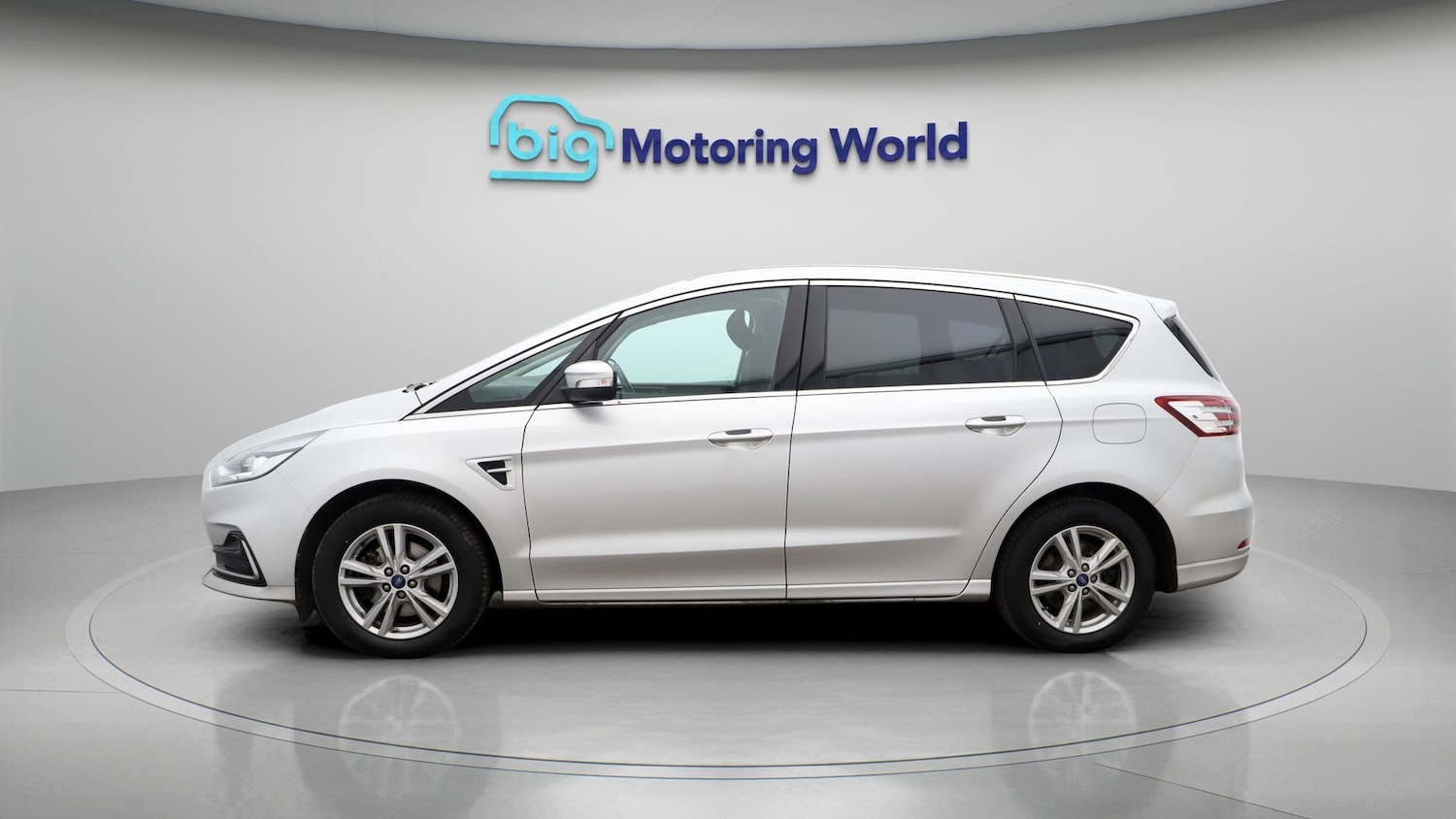 Used Ford S-Max 2022 for sale - 77454295: Photo 4