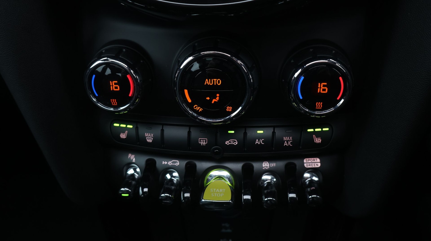 Used MINI Hatch 2022 for sale - 77410761: Photo 12