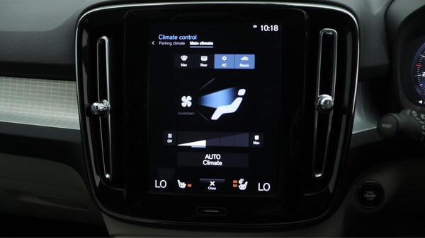 Used Volvo XC40 2018 for sale - 76108348: Photo 13