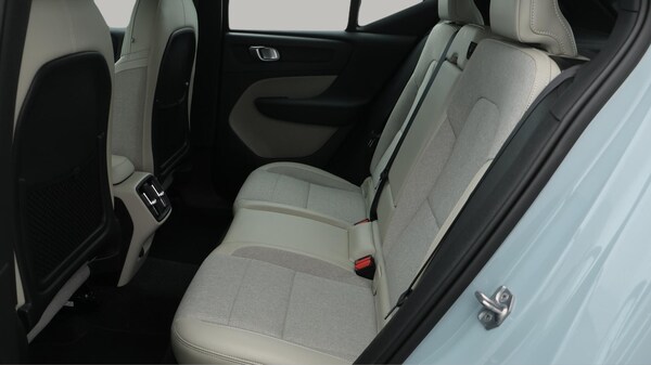 Used Volvo XC40 2018 for sale - 76108348: Photo 17