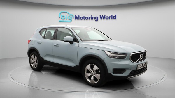 Used Volvo XC40 2018 for sale - 76108348: Photo 2